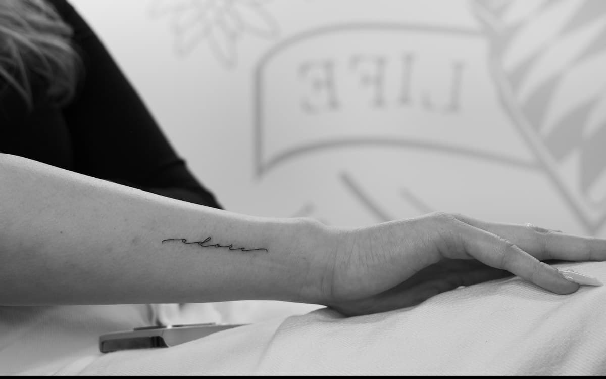 Lettering Tattoo Munich: Why Fonts Fail on Skin — and When I Say Yes