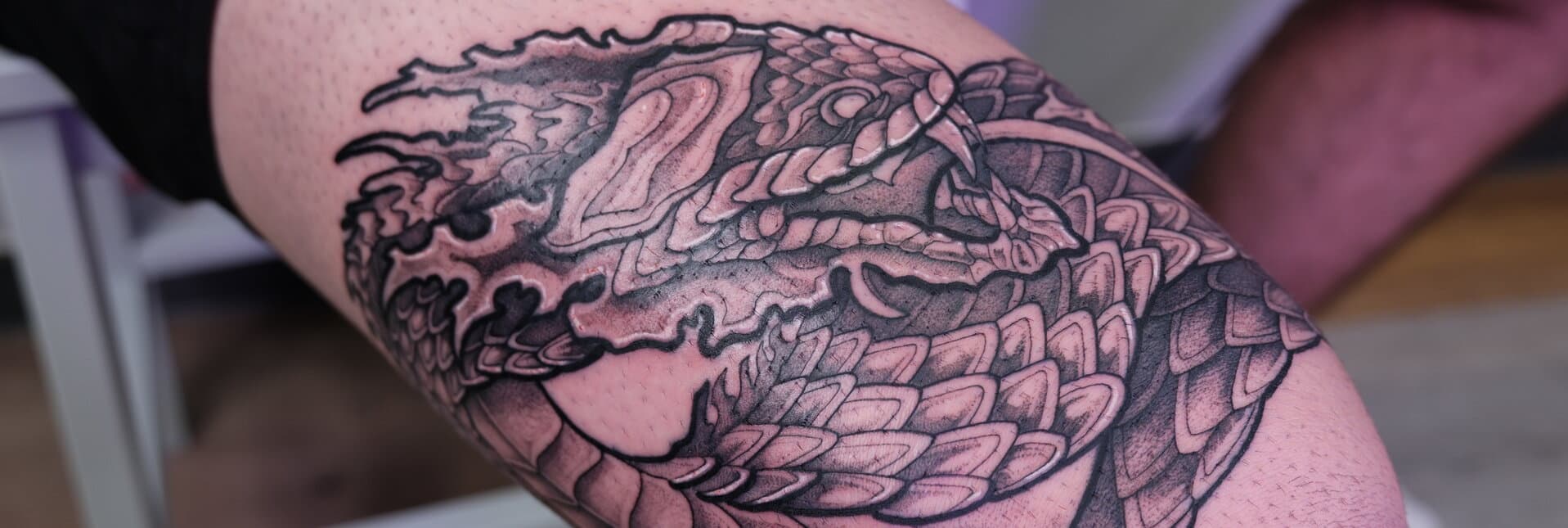 Blackwork & Graphic Tattoo München: Wenn Schwarz Klarheit bedeutet