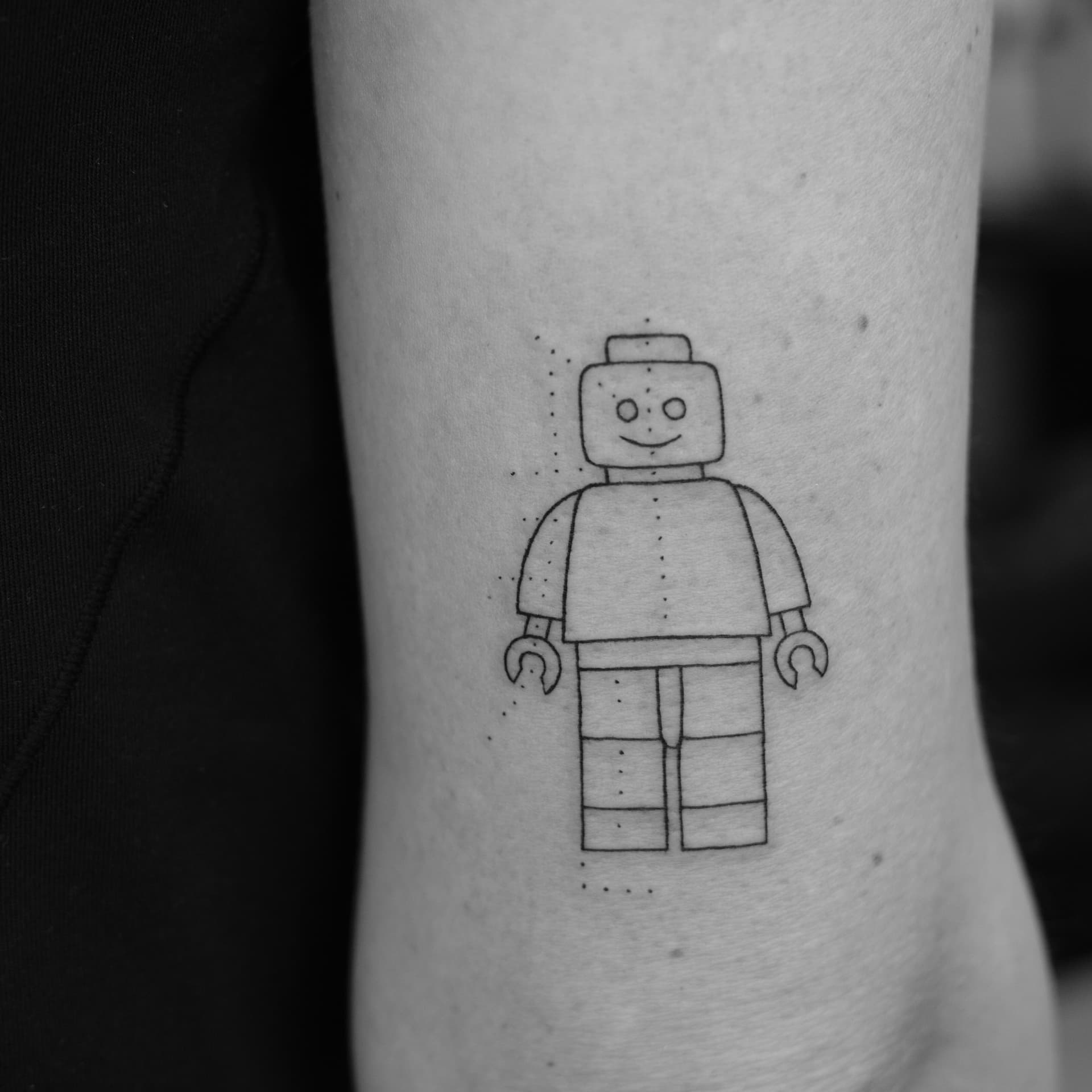 Fineline Lego Tattoo München — Kisha