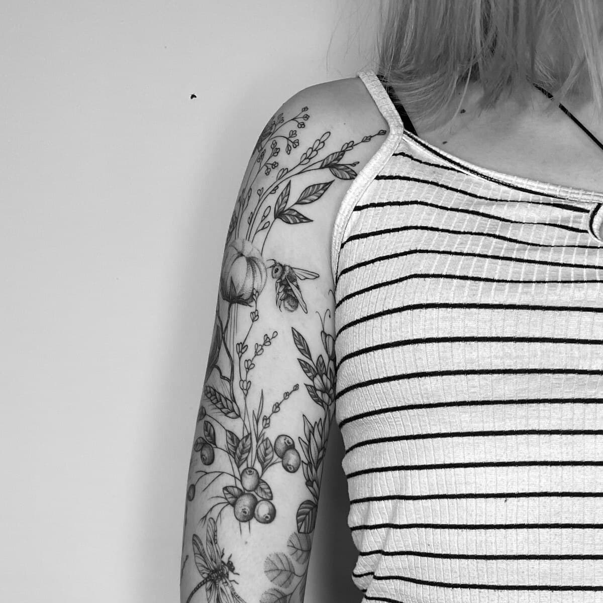 Botanisches Tattoo München — warum Natur auf die Haut gehört